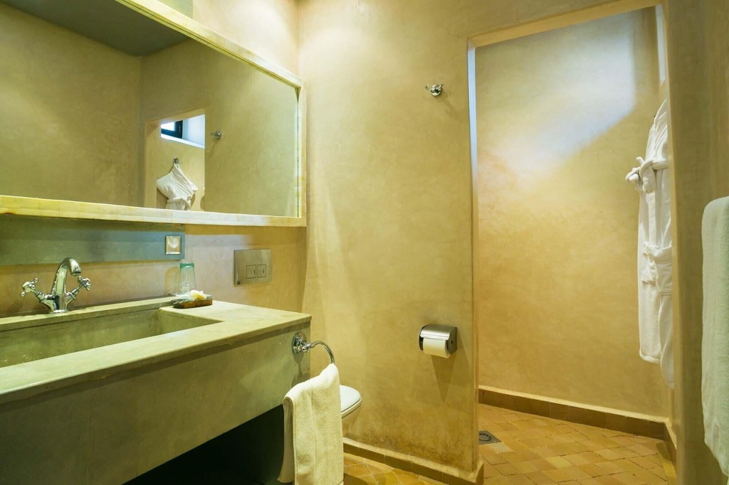 The Source, Hotel, Music & Spa by null