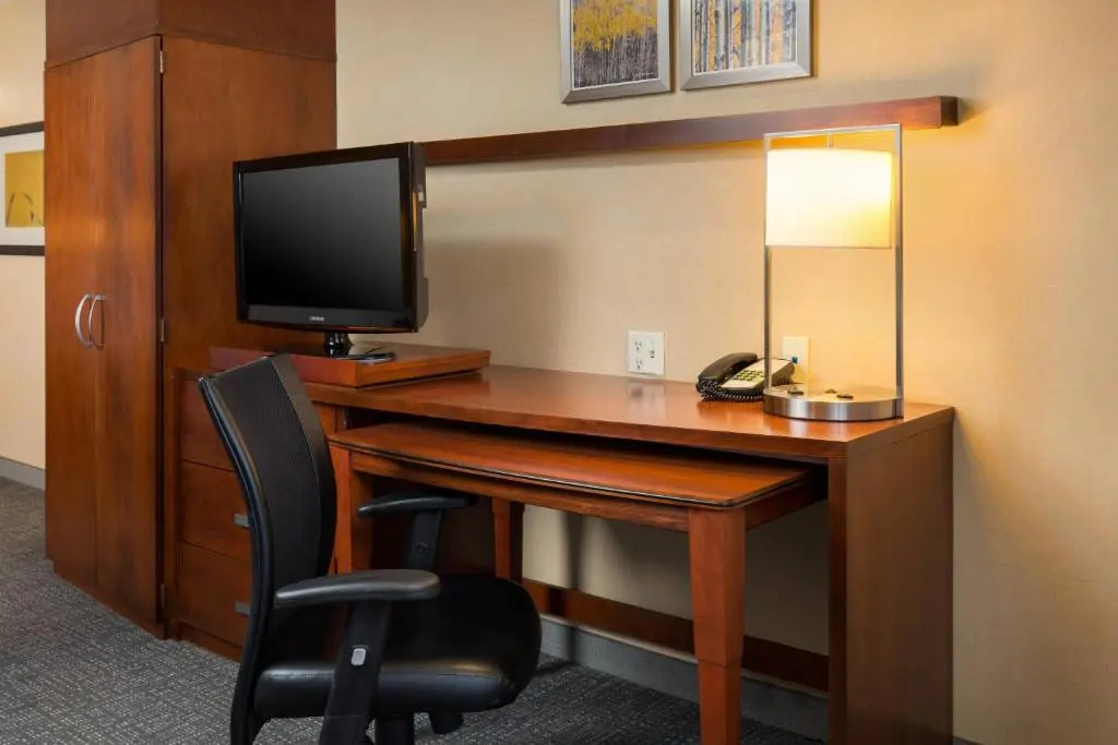 Courtyard by Marriott Ontario Rancho Cucamonga - Chambres
