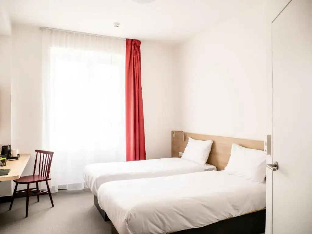 Double room (twin beds)