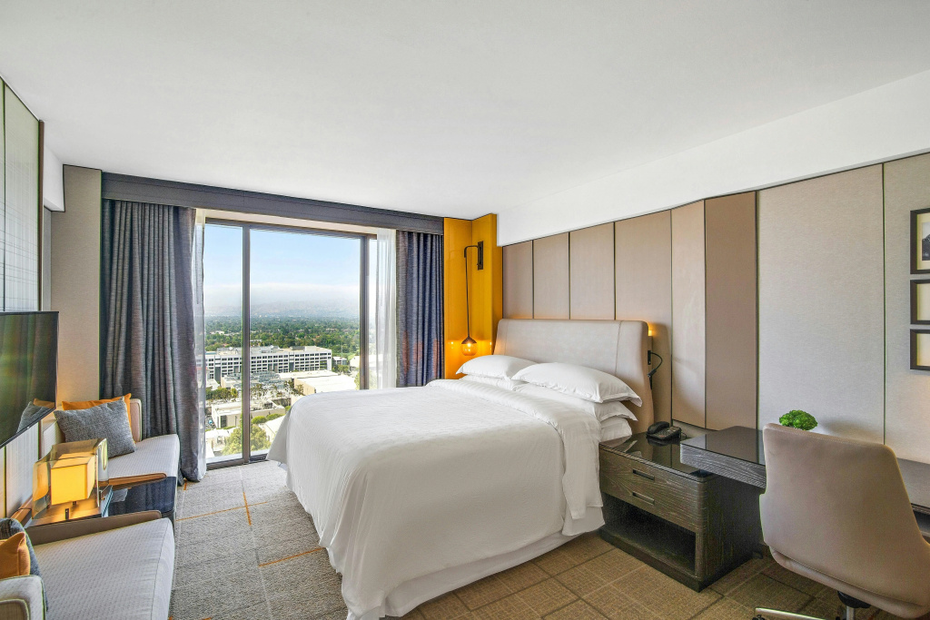 Отель Sheraton Universal Hotel в Лос-Анджелесе