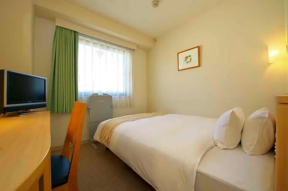 Semi-Double room