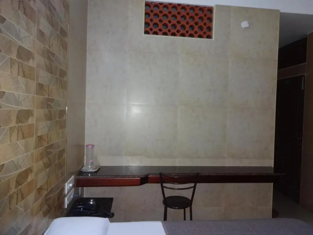 觀景經濟雙人房，配有長雙人床