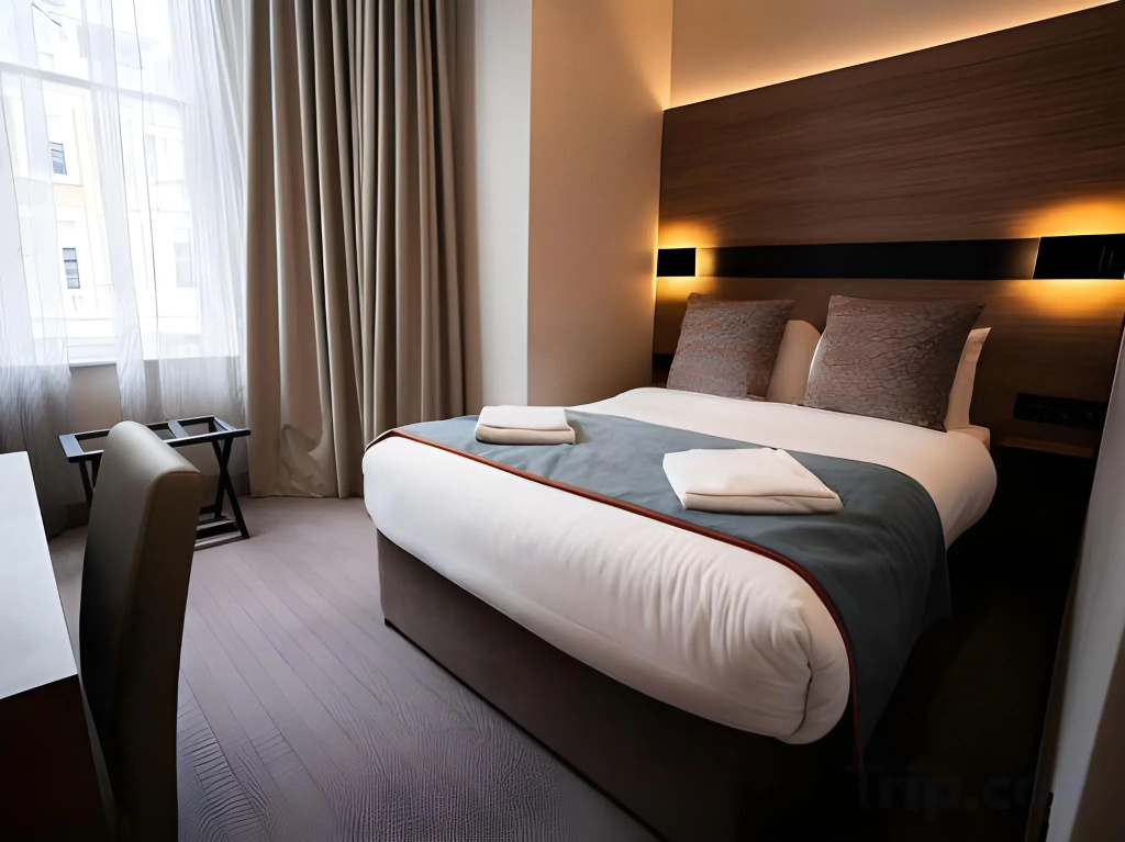 Отель Merit Kensington Hotel в Лондоне