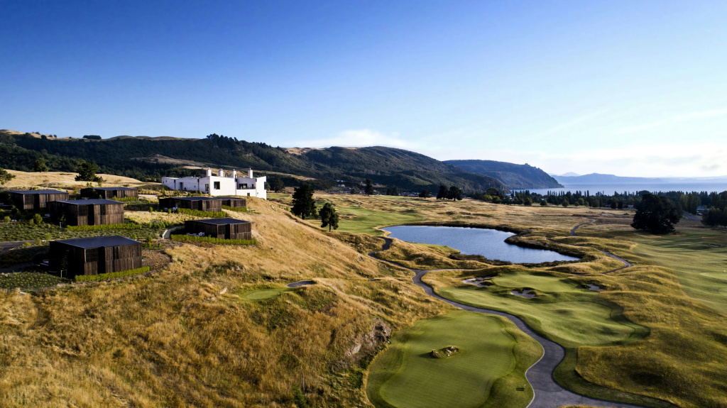 Kinloch Manor & Villas