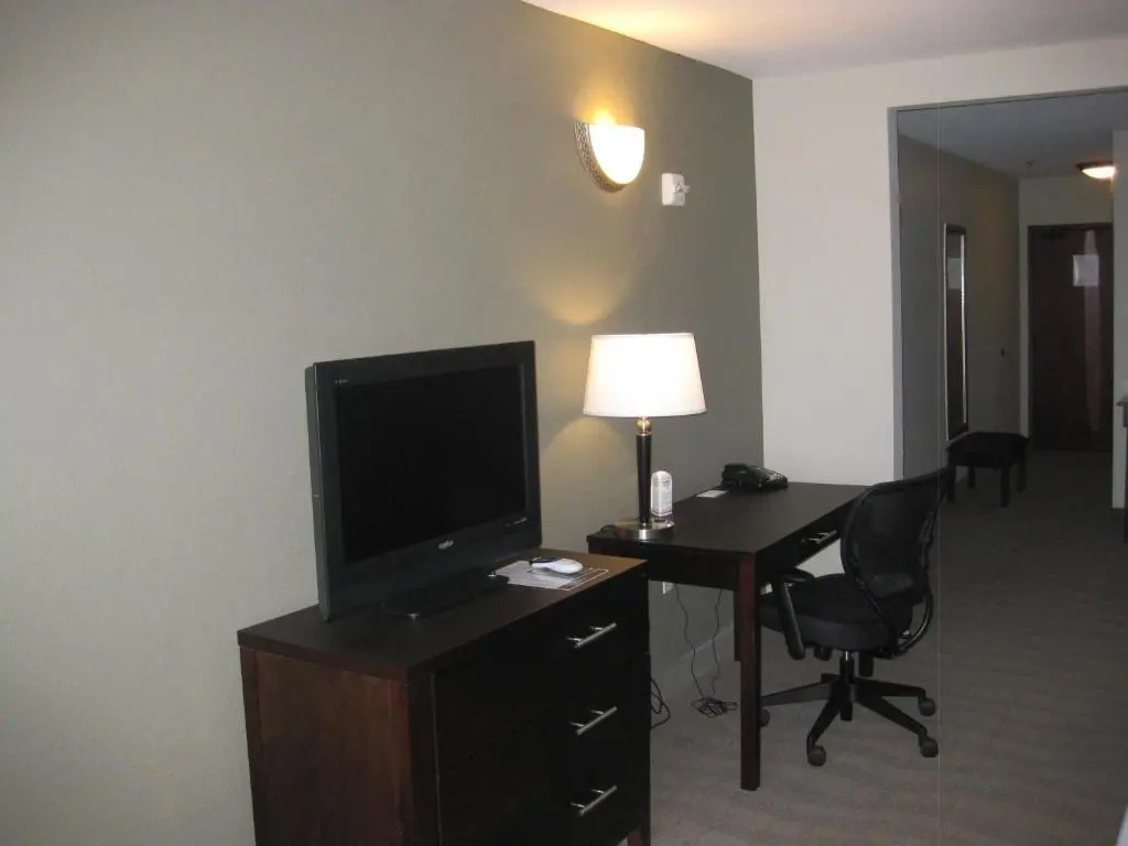 Country Inn & Suites by Radisson, Dearborn, MI - Chambres