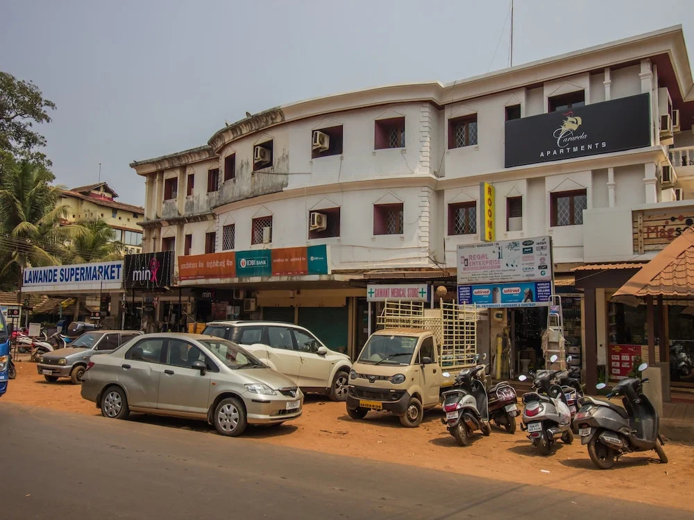 OYO 12423 Home Pool View 1BHK Candolim