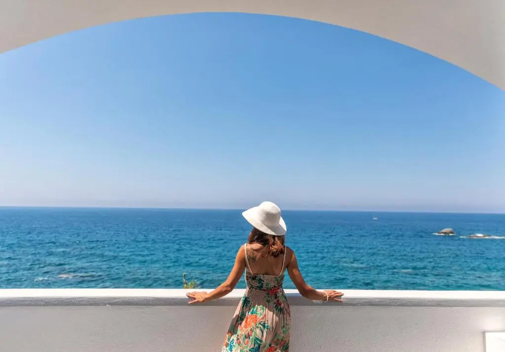 Standard Double room with sea view (full double bed)