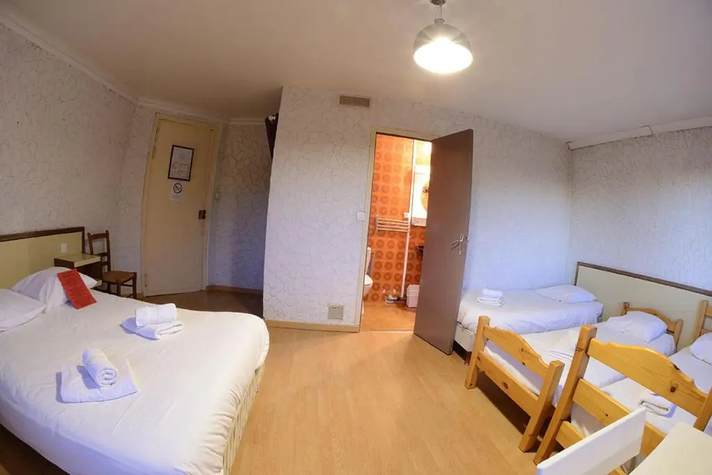 Standard Quintuple room