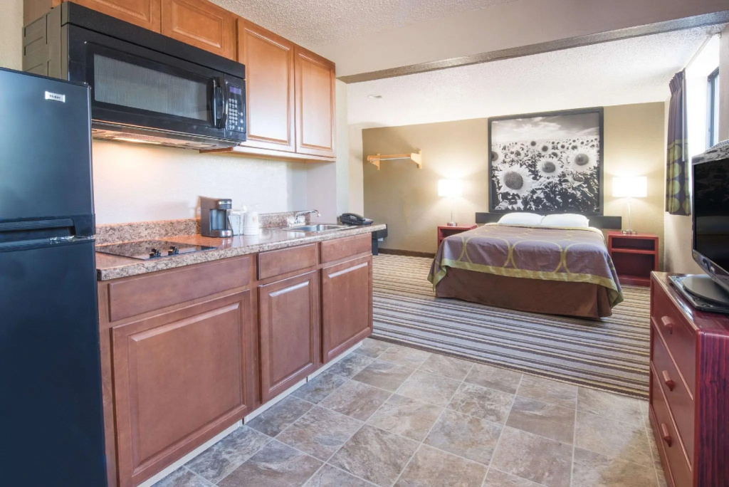 Standard Double room (full double bed)