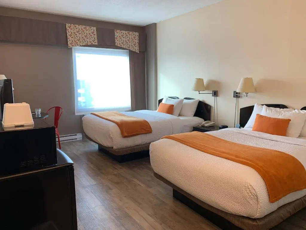 Double room (twin beds)