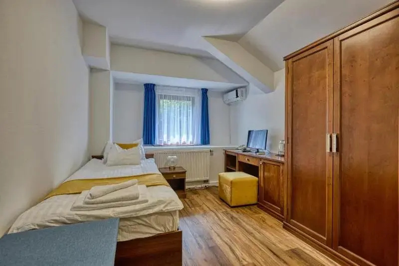 Bassiana Hotel - Chambres