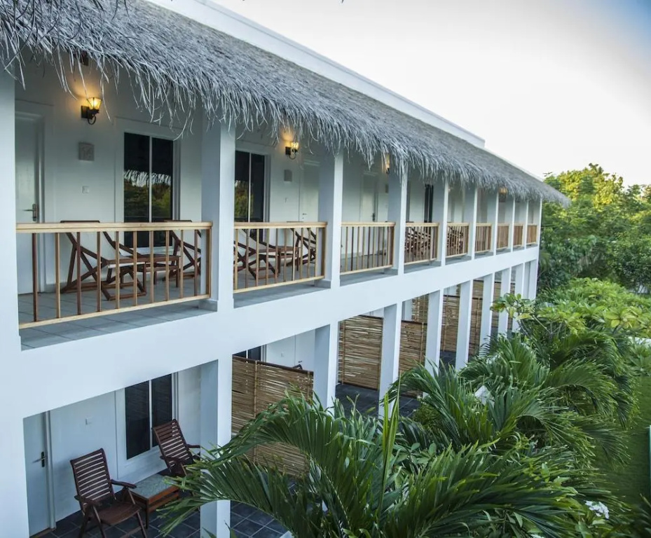 Amra Palace Laamu