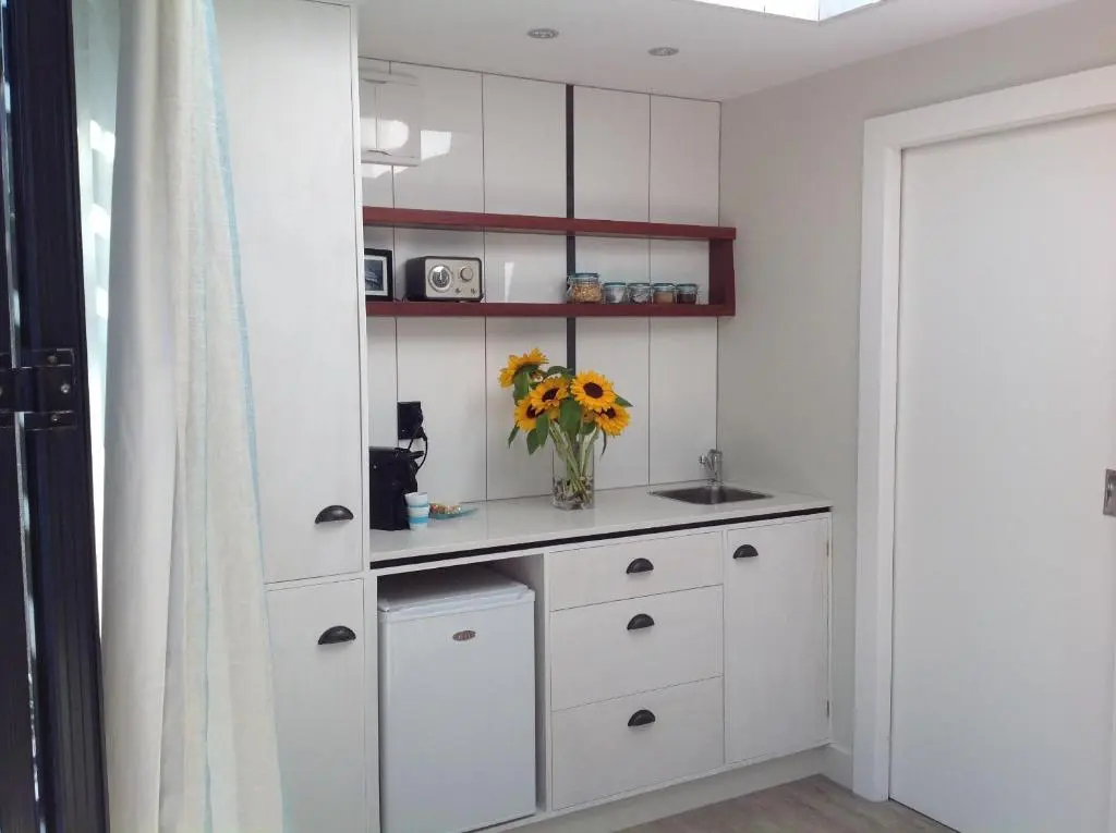 Deluxe Double room with view full double bed