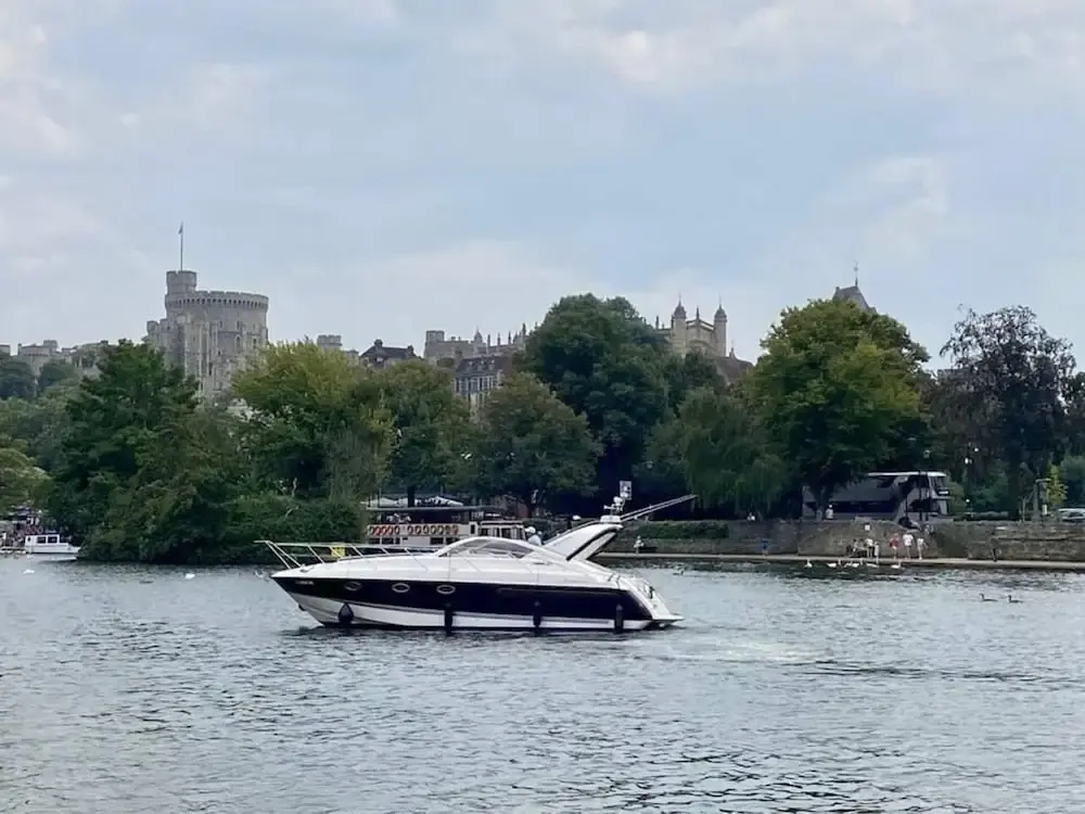 Romantic 3beds Yacht Escape on Thames