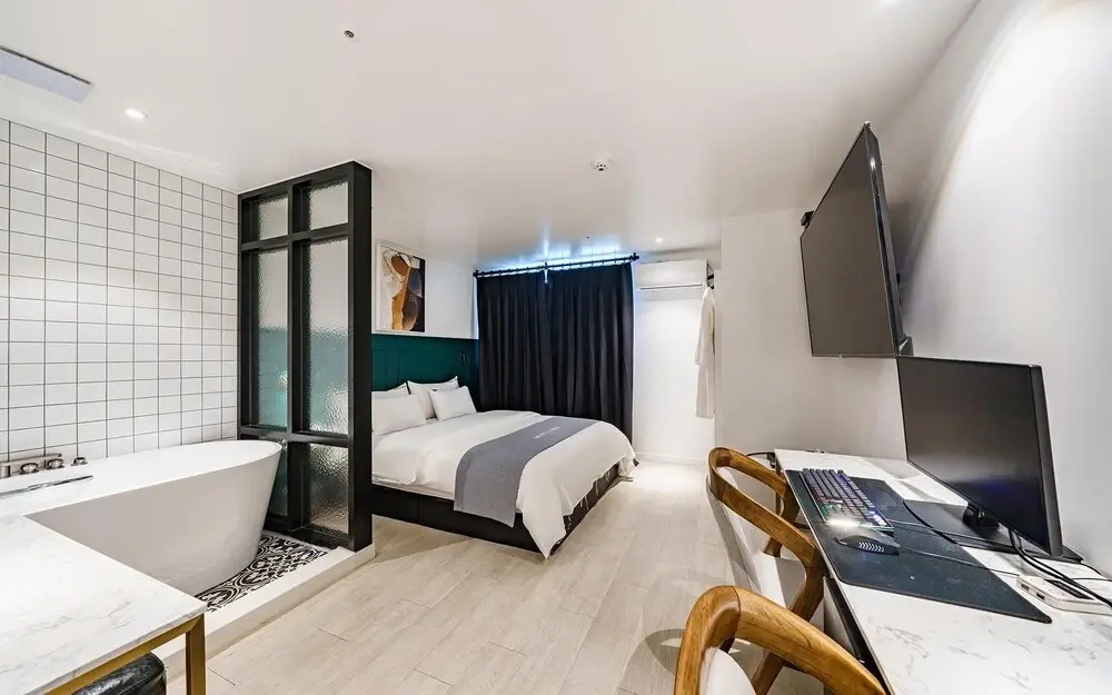 Hotel photo 18
