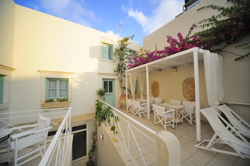 Balcony & Terrace