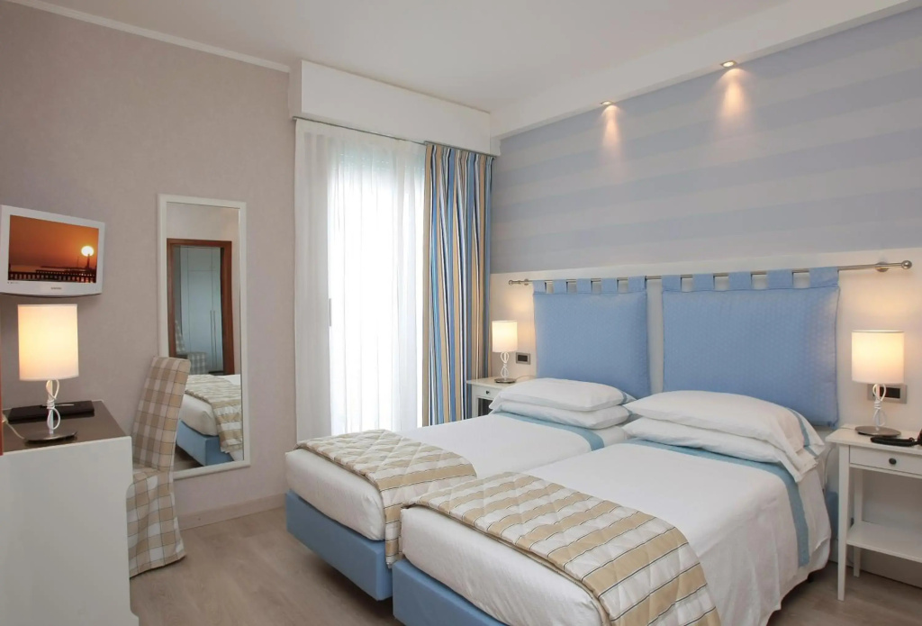 Hotel Rivamare Jesolo — 4