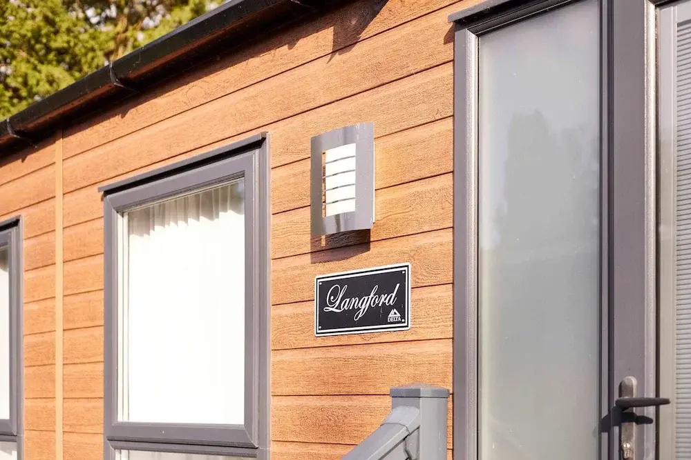 Host Stay Pine Lodge
