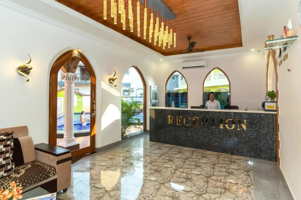 Larios Beach Holidays - Général