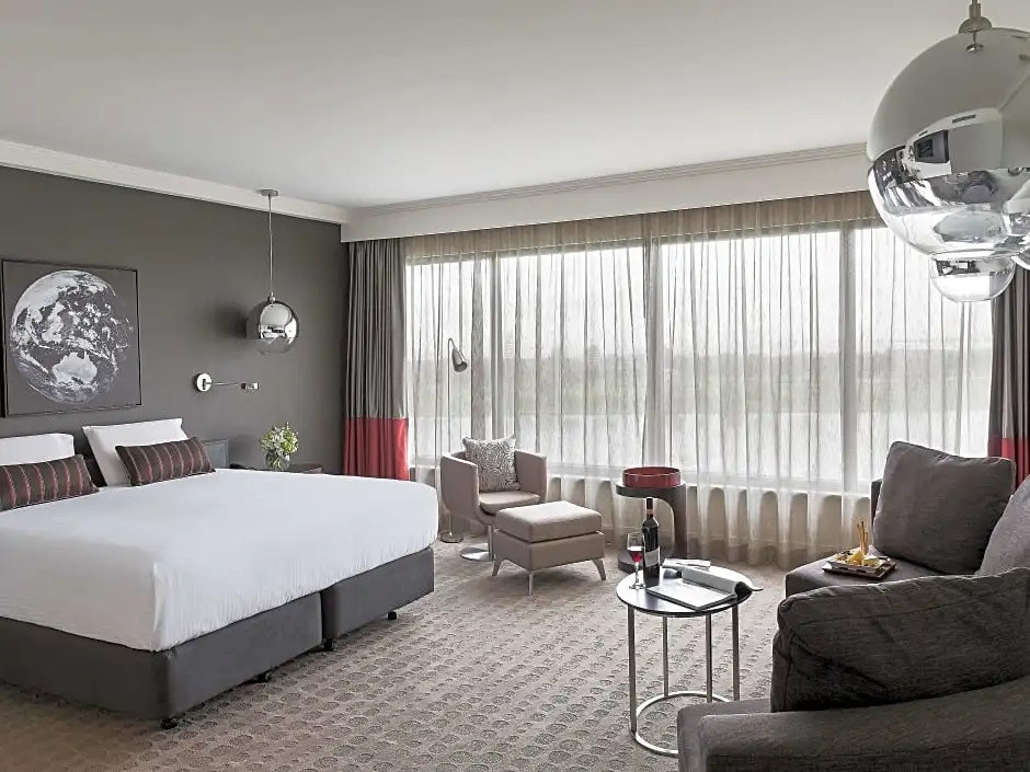 Executive Double room (full double bed)