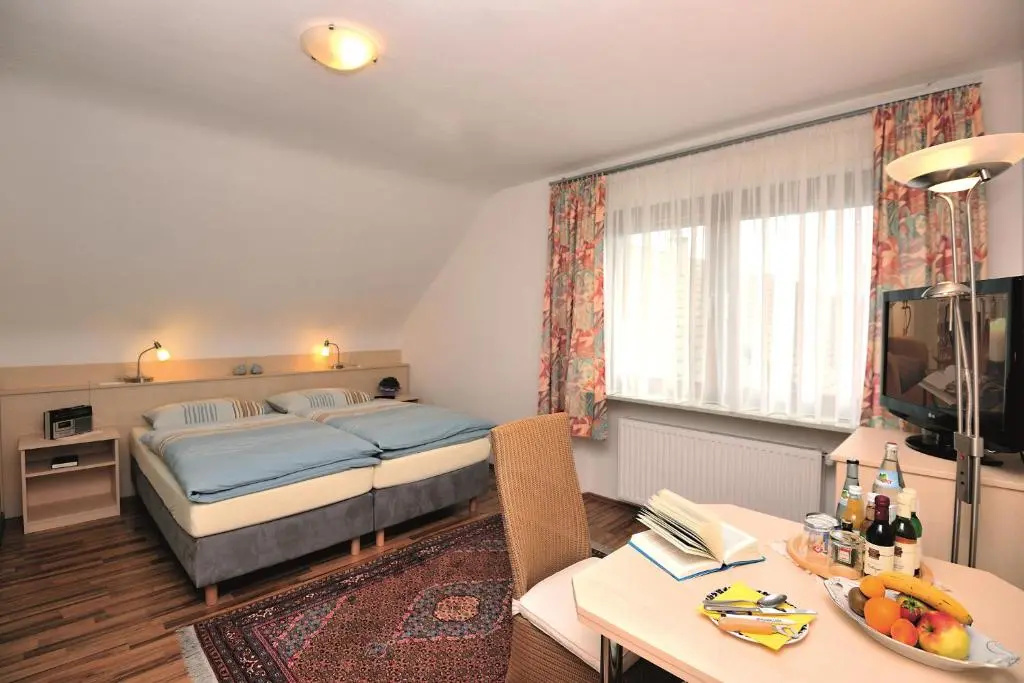 Hotel Pension Heidi - Chambres