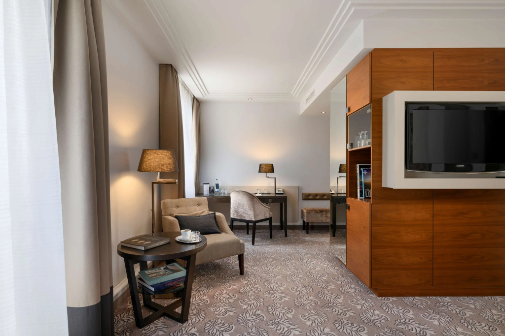 Superior room