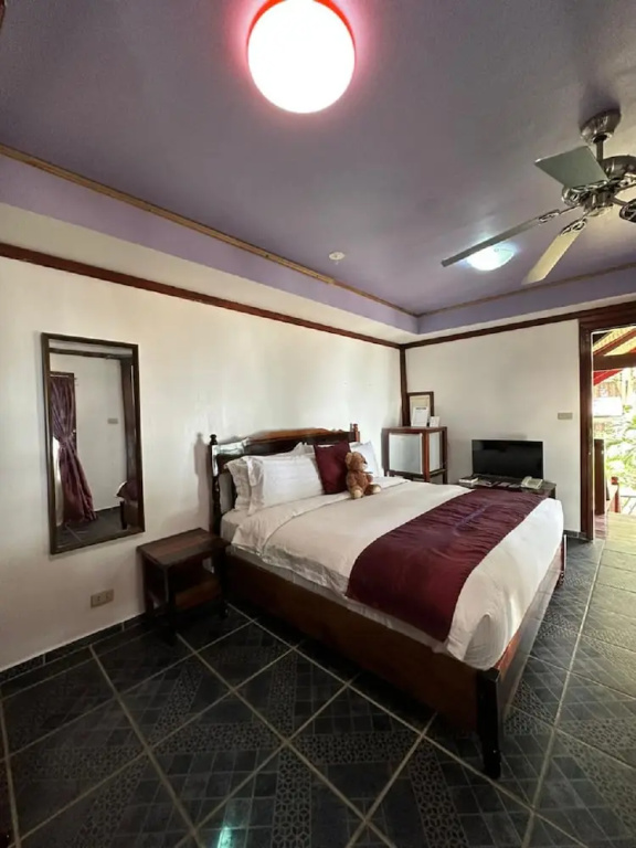 Standard Double room with ocean view (full double bed)