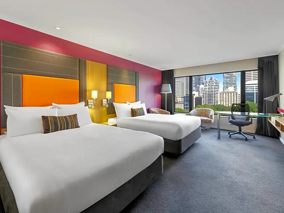 Standard Quadruple room with park view