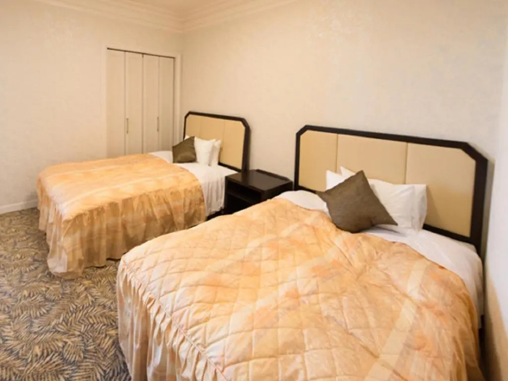 Deluxe Suite