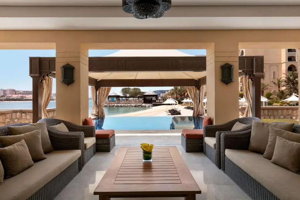 Shangri-La Hotel Apartments Qaryat Al Beri - фото 42