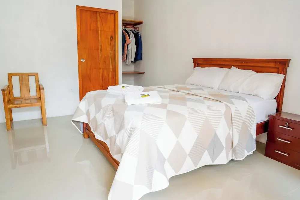 Standard Double room with balcony (full double bed)