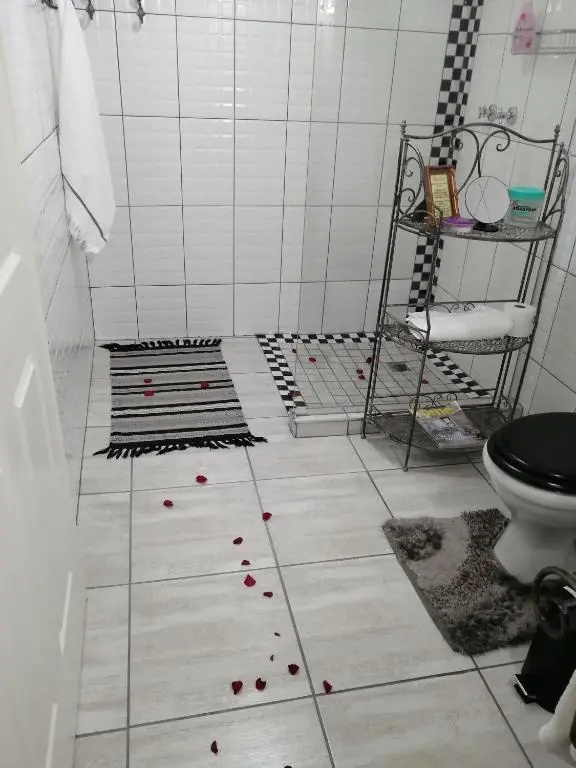 Blessings Guesthouse - Chambres