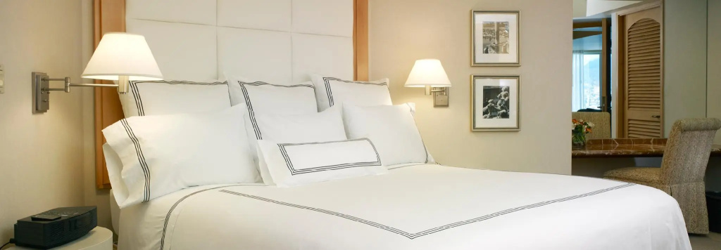 Suite with bay view