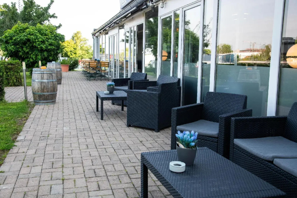 BeeVillage Messehotel Hannover-Laatzen Hotel - Général