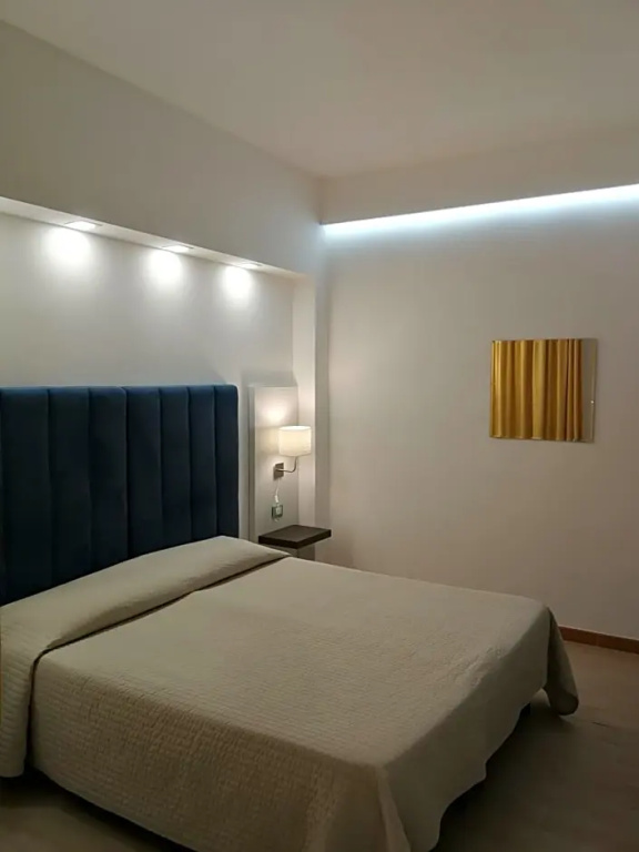 Economy room