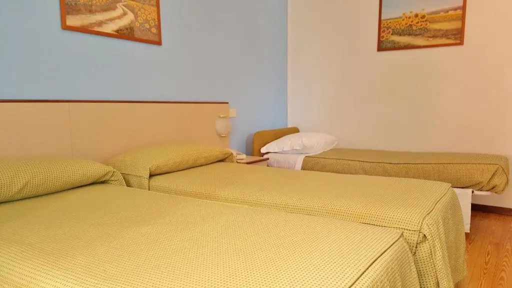 Hotel Italie Et Suisse - Chambres