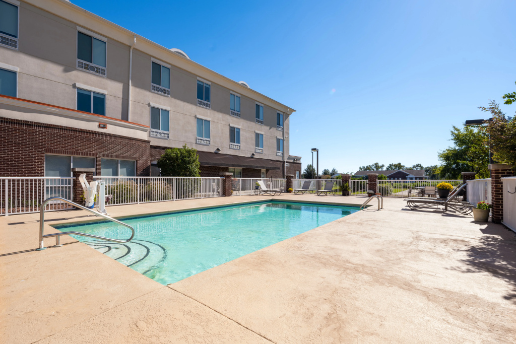 Holiday Inn Express Pembroke by IHG - Général