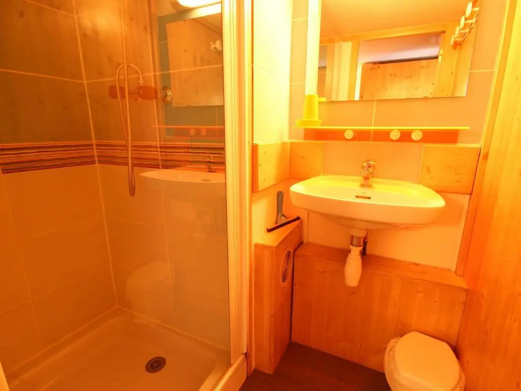 Afficher la photo 7 — Appartement Landry-Vallandry, 2 pièces, 6 personnes - FR-1-411-83