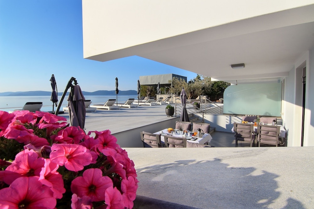 Dardiza Boutique Hotel 3 * Dardiza Boutique Hotel 3 *