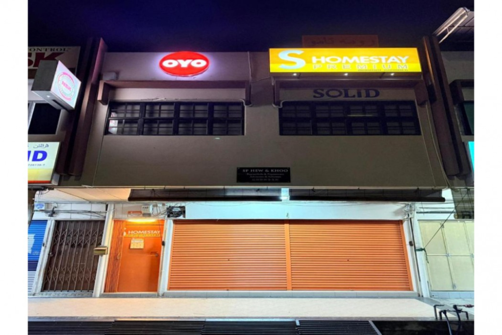 Hotel O S Homestay Premium