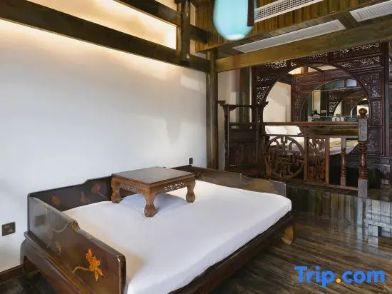 Standard room with balcony
