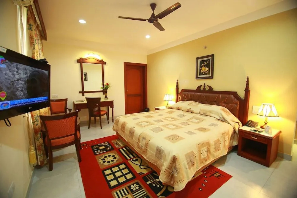 Madathil Regency Hotel - Général