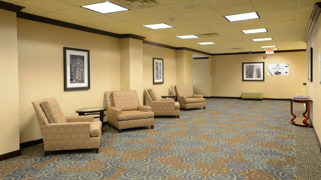 Holiday Inn Chicago Oakbrook by IHG - Général