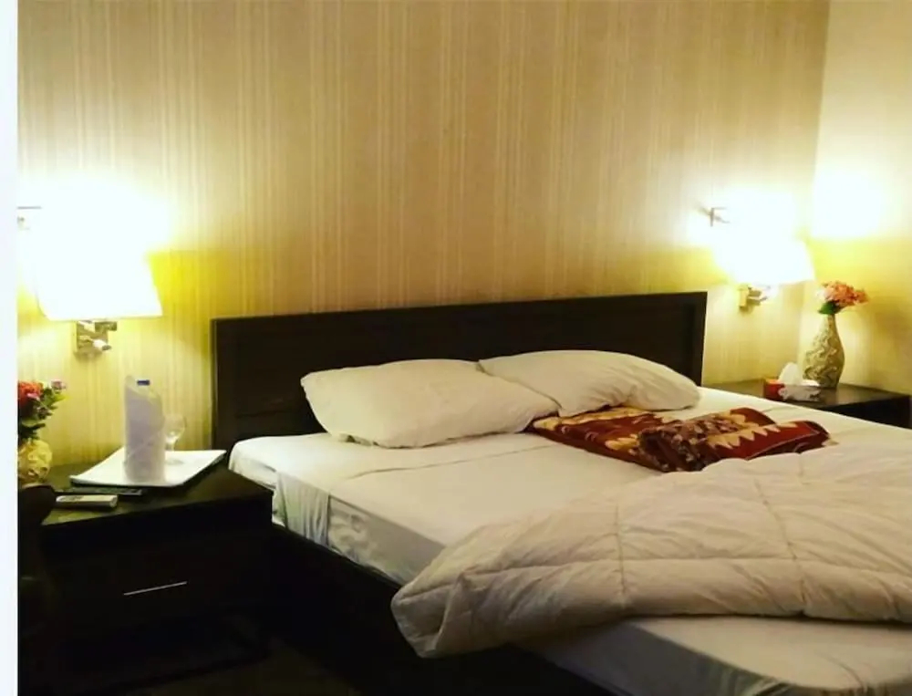 Двухместный номер Deluxe двуспальная кровать в Airport Hotel