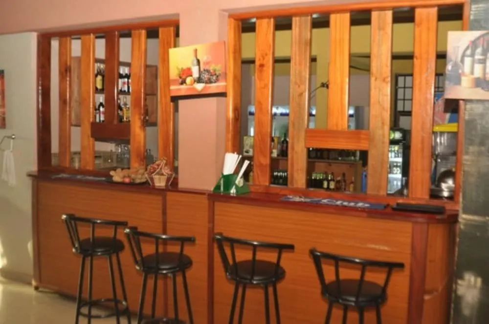 Food & Beverage