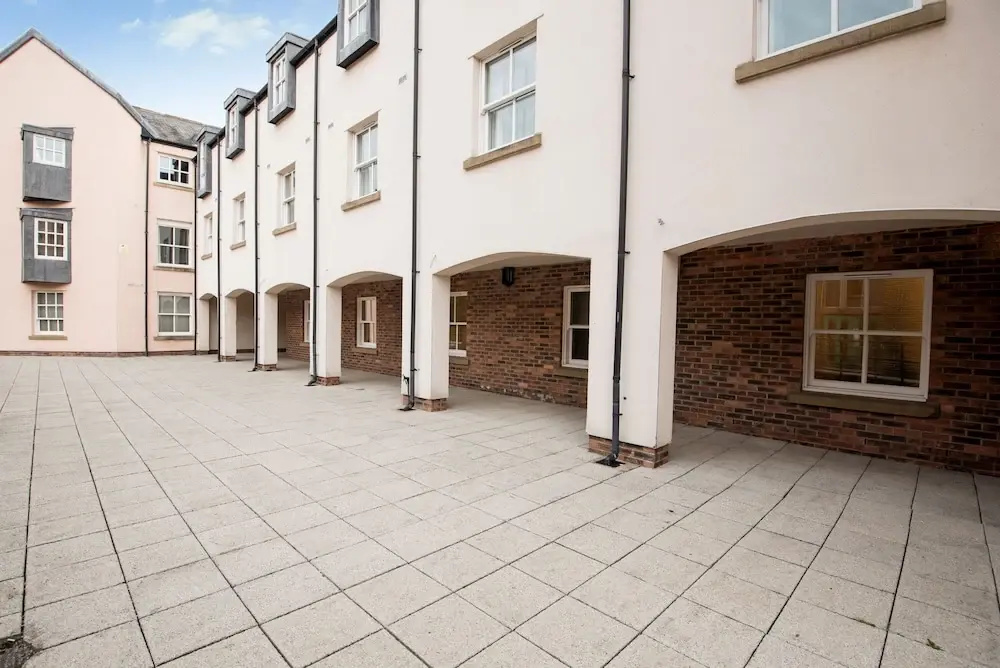 St Andrews Court