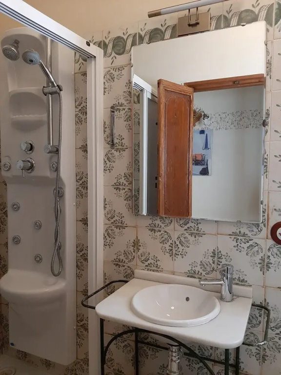 2 Bedrooms Family Cottage