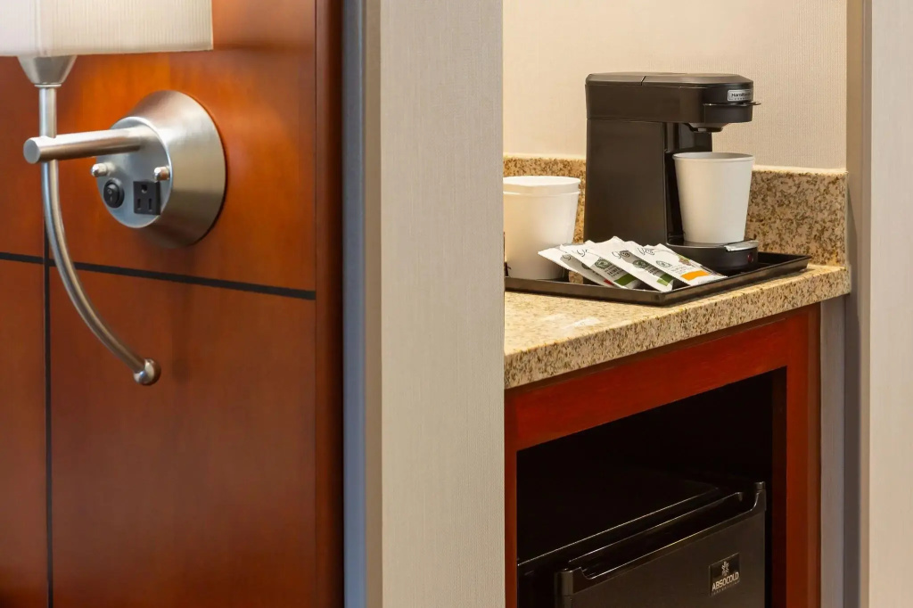Courtyard by Marriott Madison West Middleton - фото 33