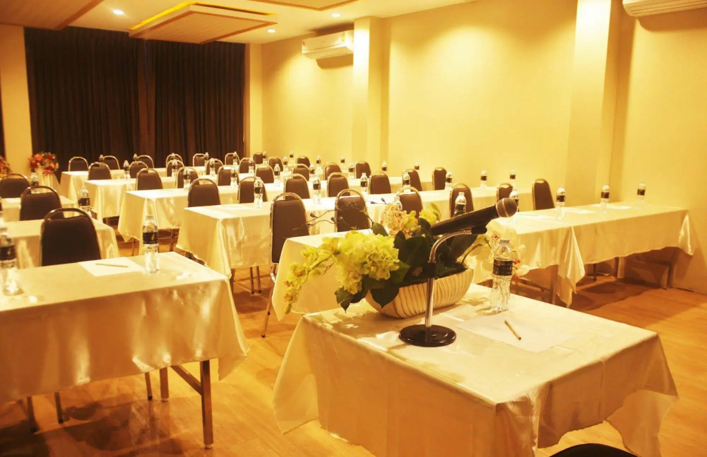 Metro Hotel & Spa - Général
