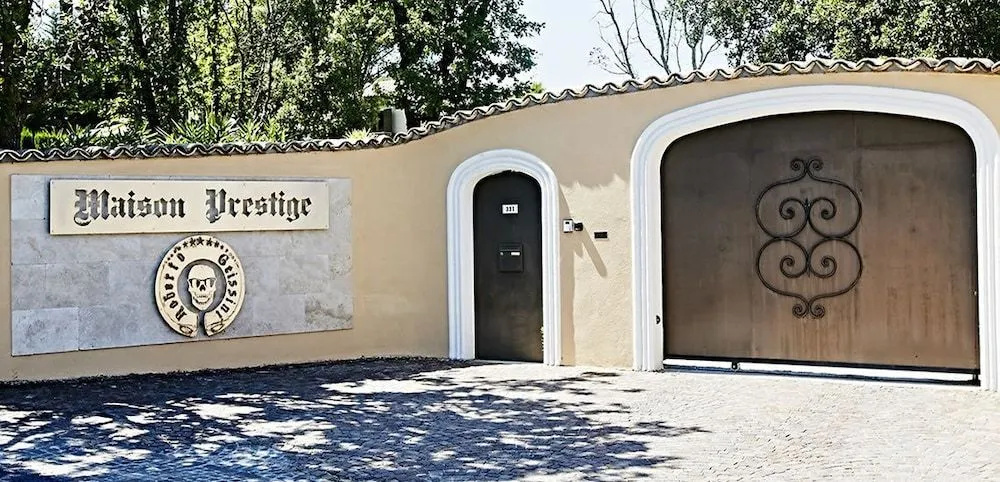 Maison Prestige Roberto Geissini